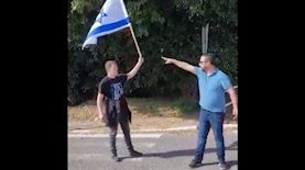 ביביסט עושה היטלר, צילום: טוויטר